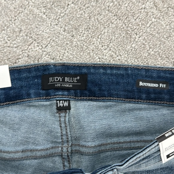 NEW NWT Judy Blue “Nikki” Destroyed Bleach Splatter Boyfriend Jeans denim blue - Picture 9 of 11